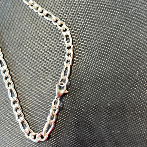 *NWOT* Shiny New Faux Silver Chain - Picture 2 of 4
